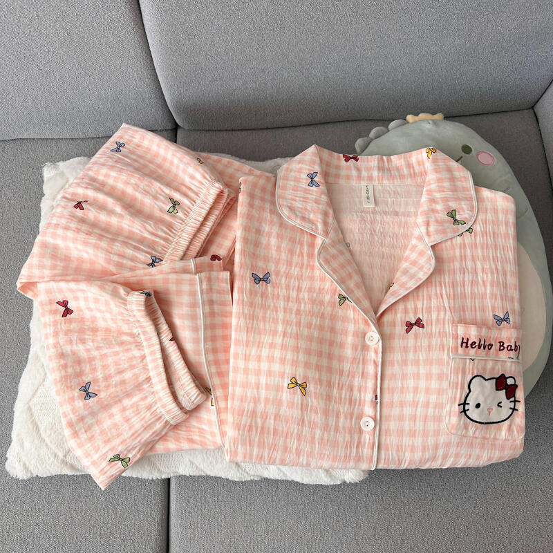 Summer Clothes - Pigiama da donna Hello Kitty, completo