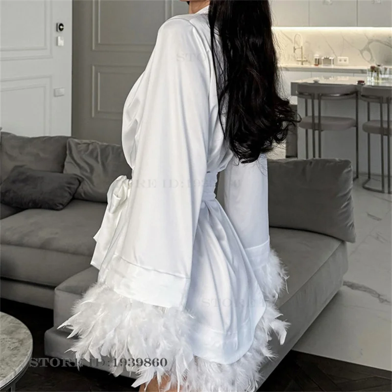 Summer House Clothing - Vestaglia da Notte Sexy con Piume