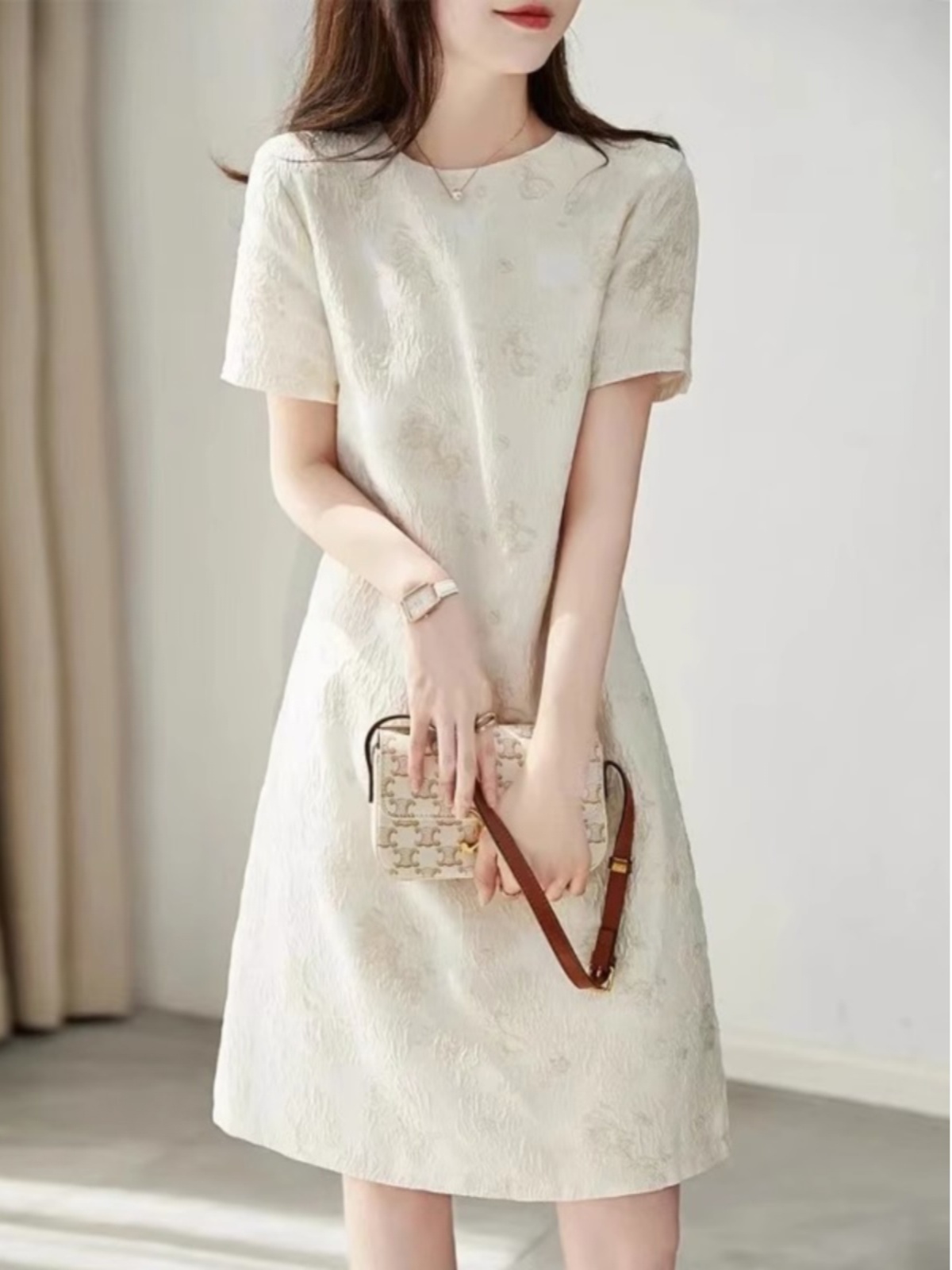 Elegante Abito Estivo Modellan - Summer Line Clothing Brand recensione e prezzo